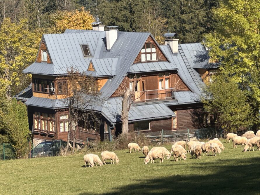 St Stanislaw House Booking Rentals