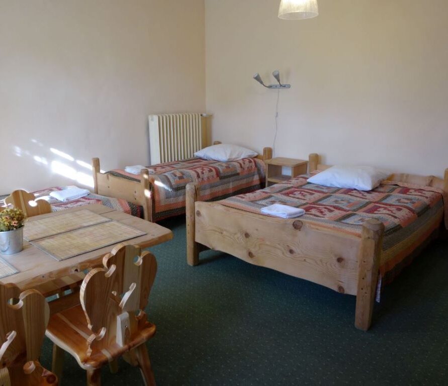 Room for Family 3-4, double and 2 single beds, bathroom en suite.