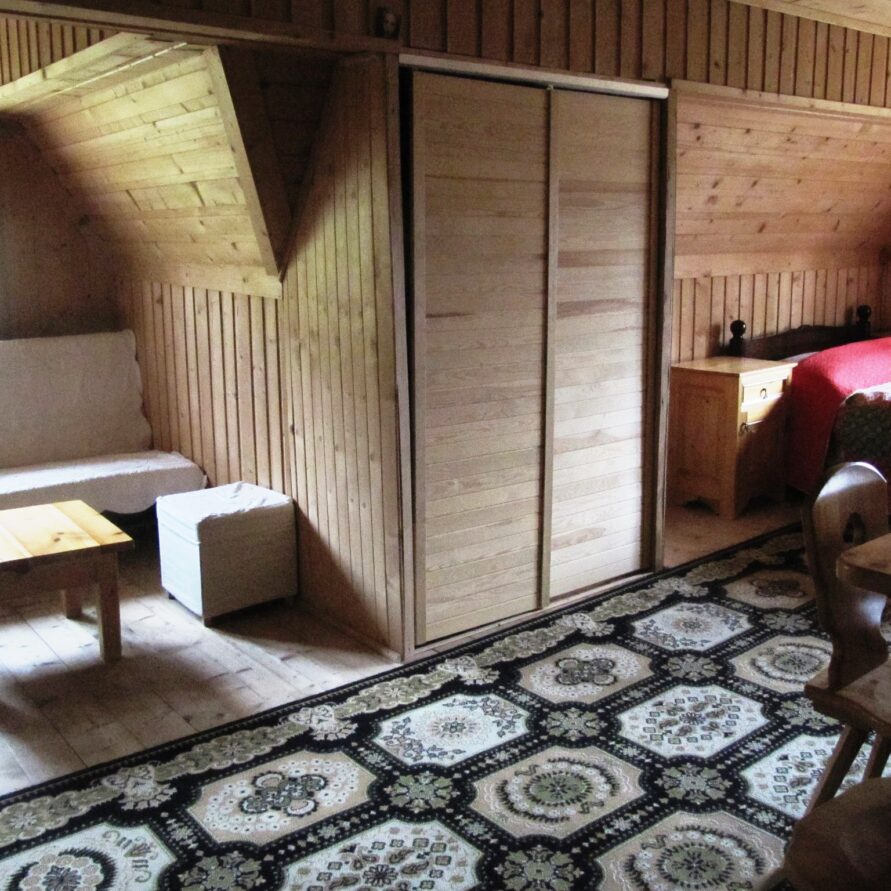Two Rooms Suite with double, 2 single beds and sofa bed, bathroom and wc