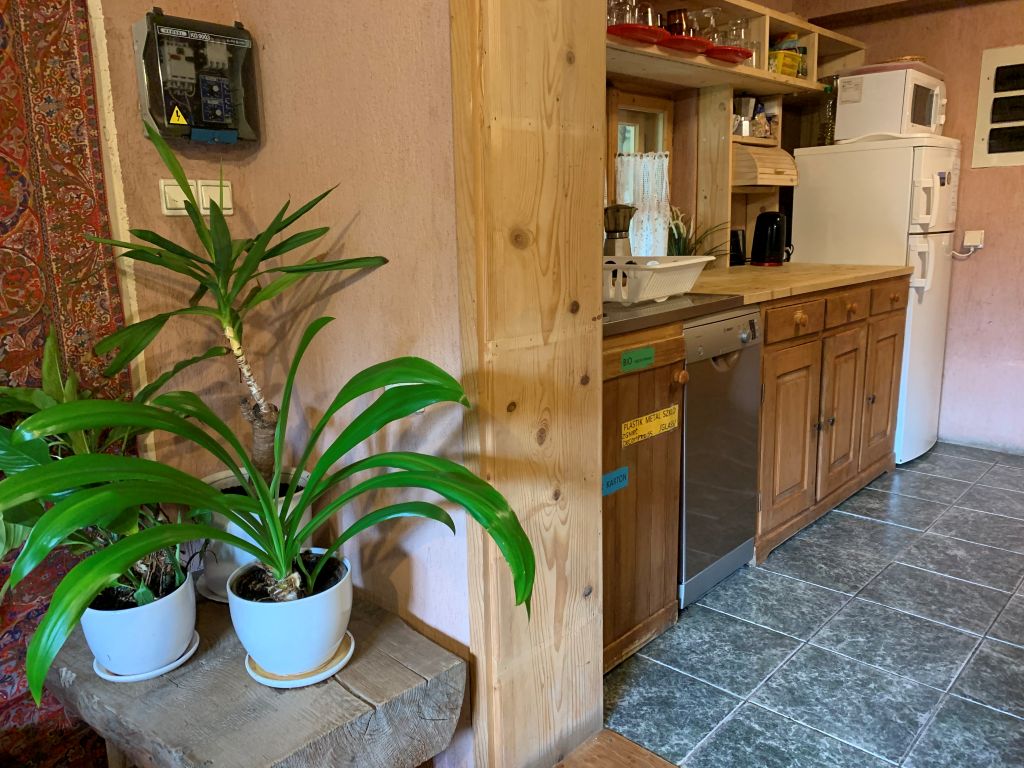 Small well equipped kitchen